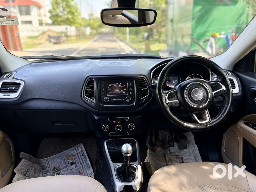 Jeep Compass 2.0 Longitude Option, 2017, Petrol