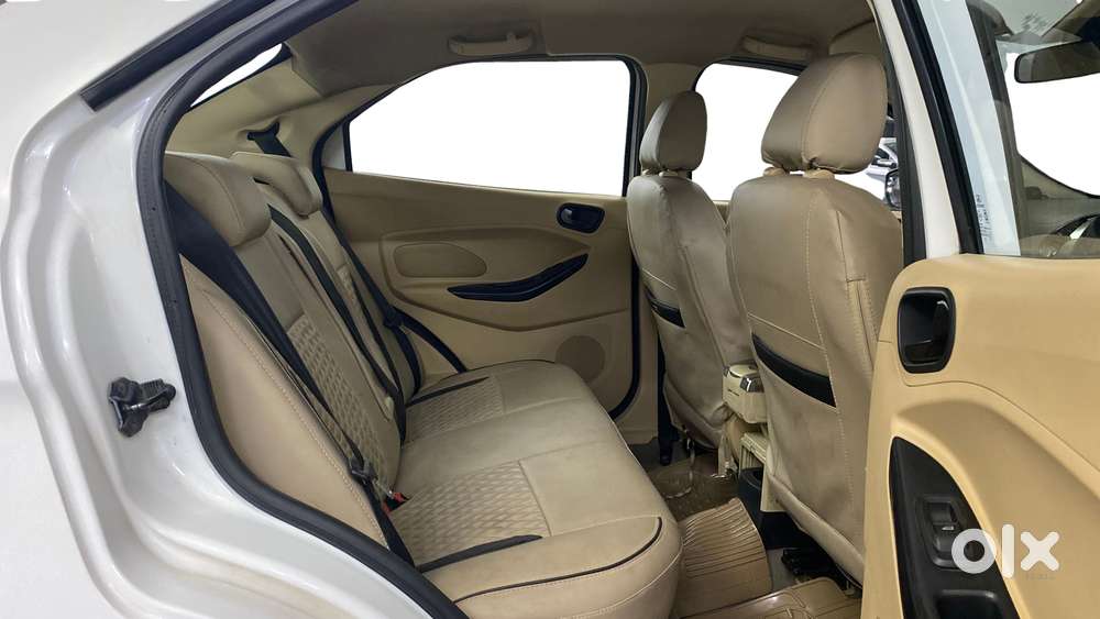 Ford Figo Aspire Titanium, 2016, Petrol