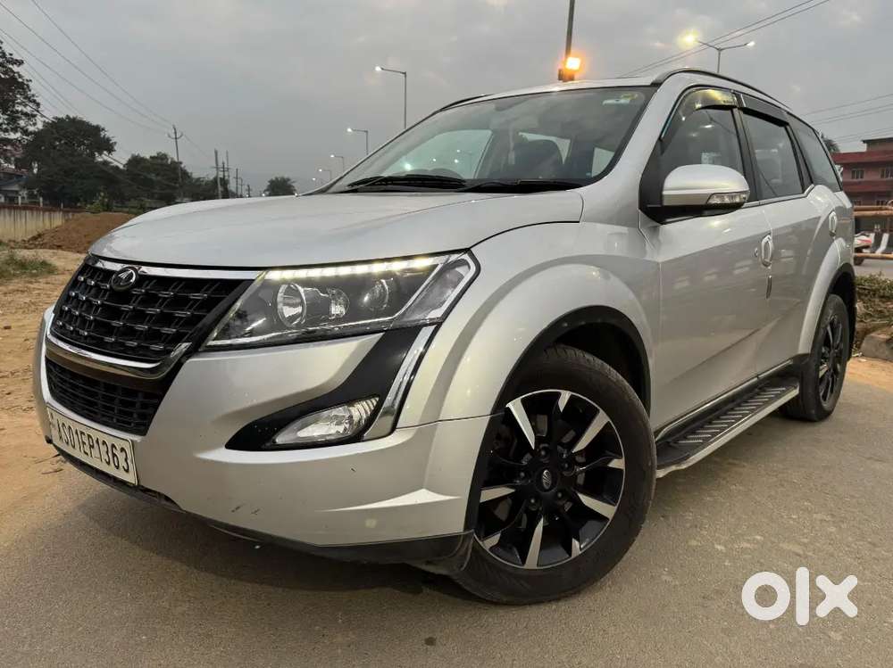Mahindra Xuv 500 W11