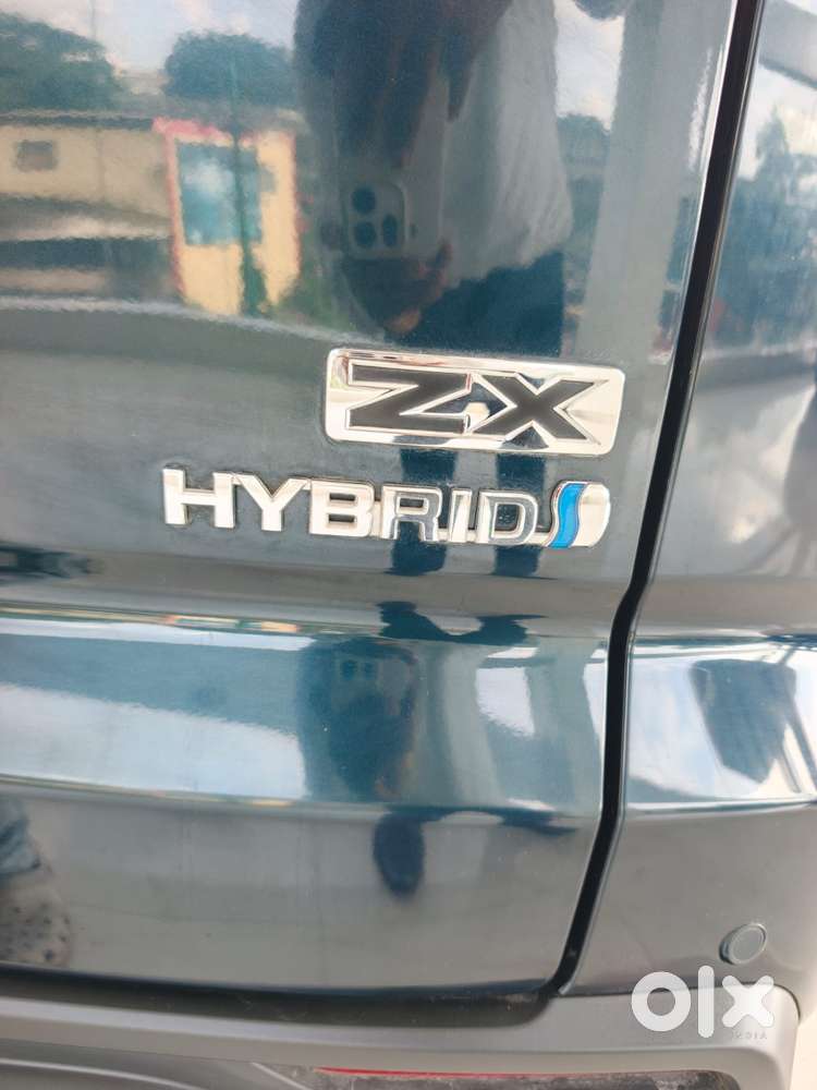 Toyota Innova Hycross 2.0 Zx (o) Hybrid 7 Str, 2024, Cng & Hybrids