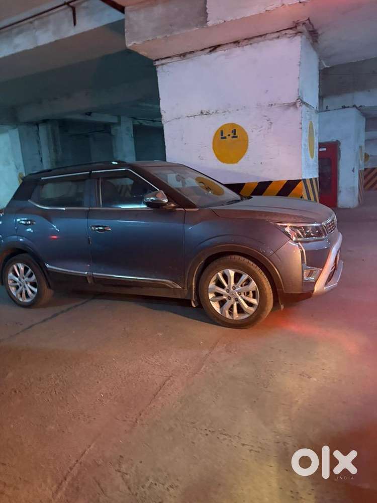 Mahindra Xuv300 2021 Petrol Well Maintained