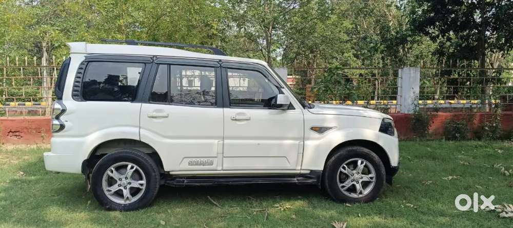 Mahindra Scorpio 2016 Diesel 110000 Km Driven
