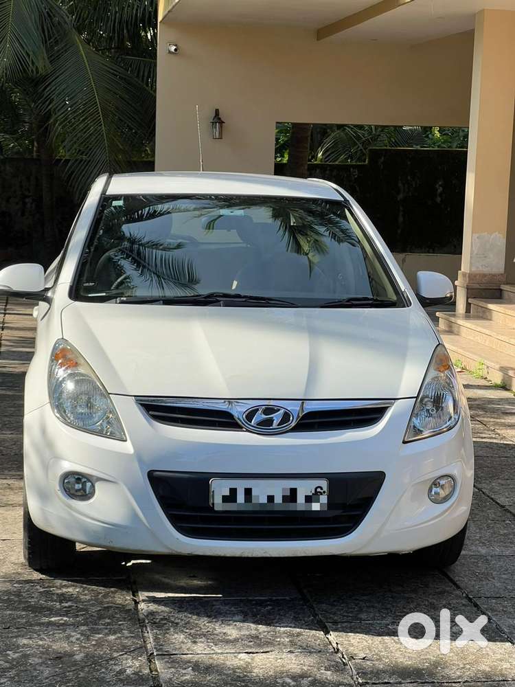 Hyundai I20 Asta Model 2011 Km 105000 New Paper 2031