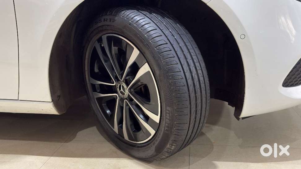 Mercedes-benz A-class Limousine 200, 2024, Petrol