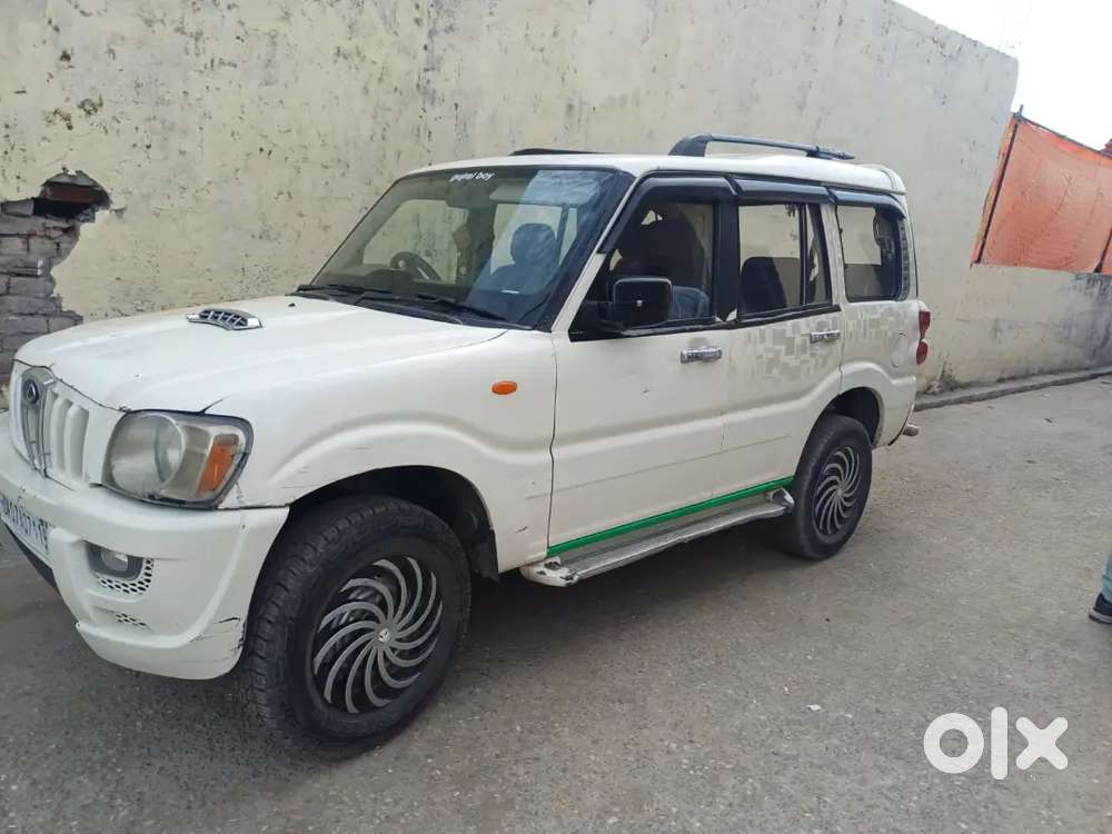 Mahindra Scorpio Classic 2012