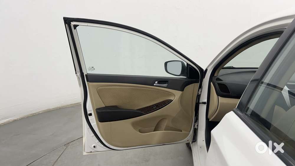 Hyundai Verna 2016-2017 1.6 Crdi At Sx Option, 2016, Diesel