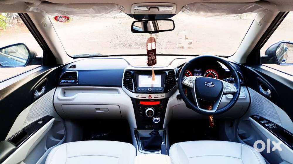 Mahindra Xuv300 W8, 2022, Petrol