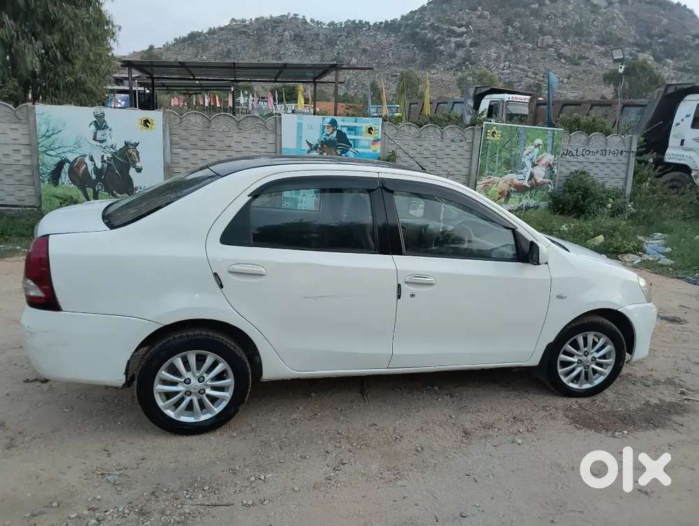 Toyota Etios 2012