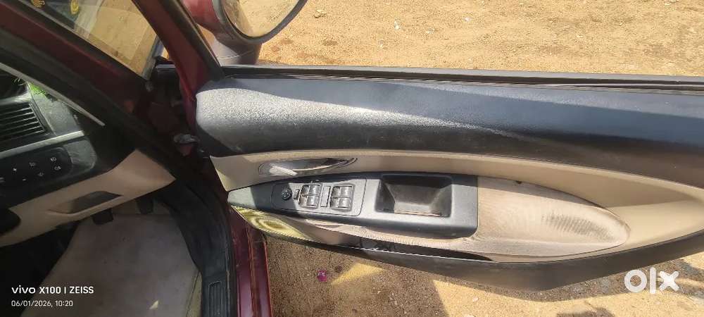 Fiat Linea 2010 Diesel 130000 Km Driven