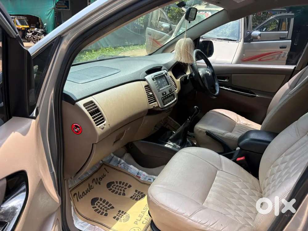 Toyota Innova 2016 Diesel Well Maintained,re Registered