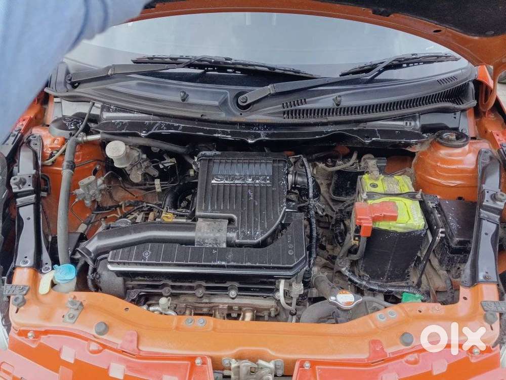 Maruti Suzuki Swift Vxi 1.2 Abs Bs-iv, 2017, Petrol