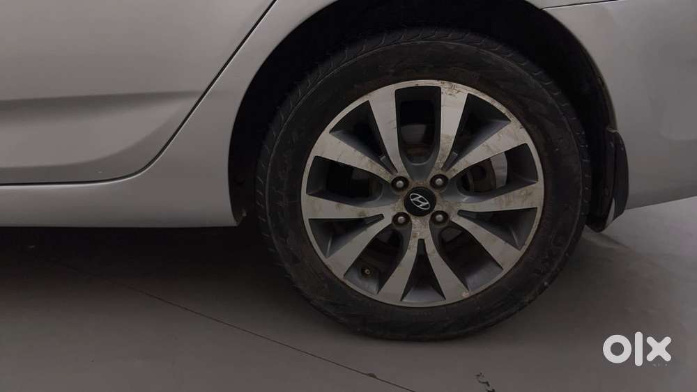 Hyundai Verna 1.6 Sx Crdi (o) At, 2014, Diesel