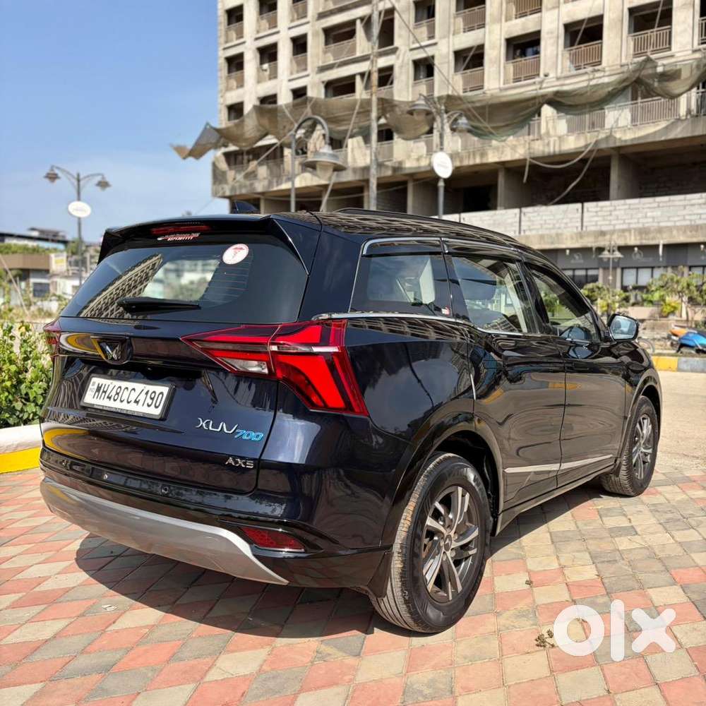 2021 Mahindra Xuv700 Ax5 Petrol Auto Sunroof Single Owner