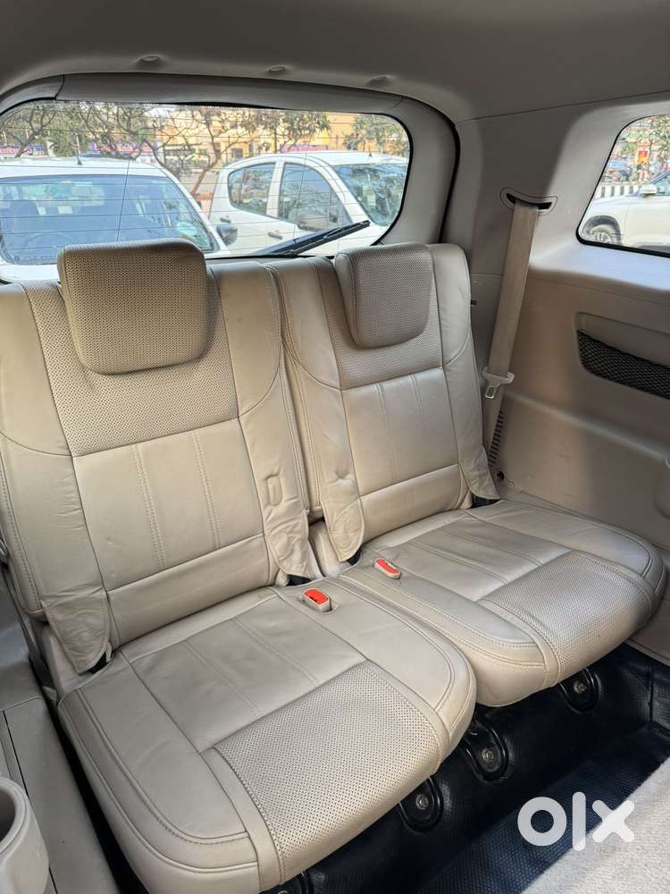 Mahindra Xuv500 At W10 Fwd, 2016, Diesel