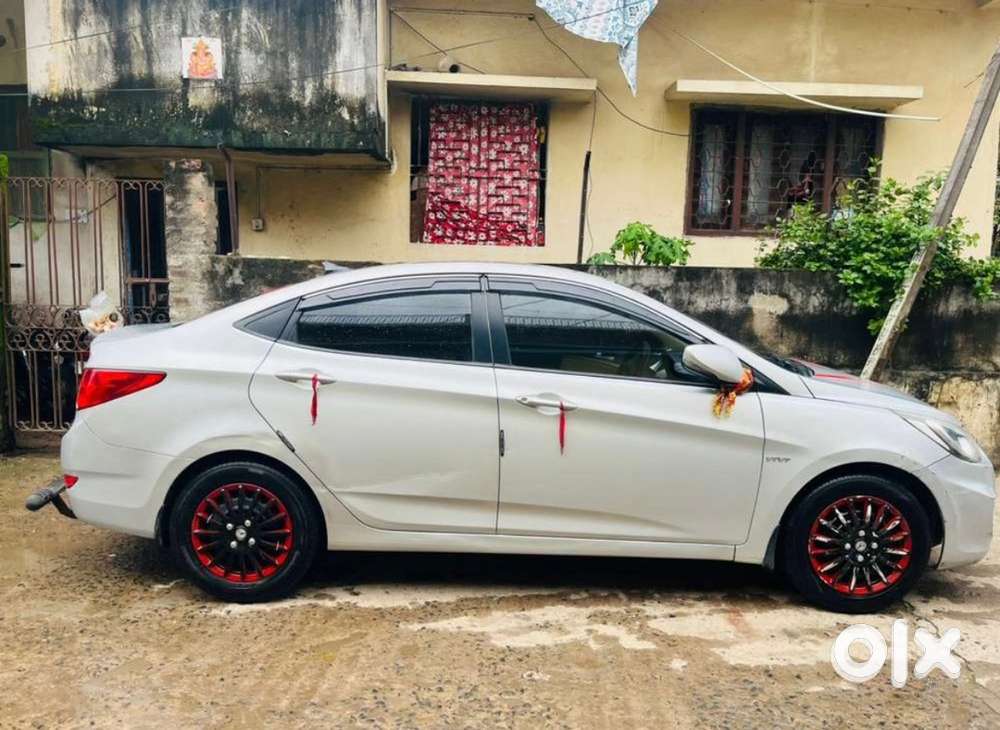 Hyundai Verna Petrol 2014