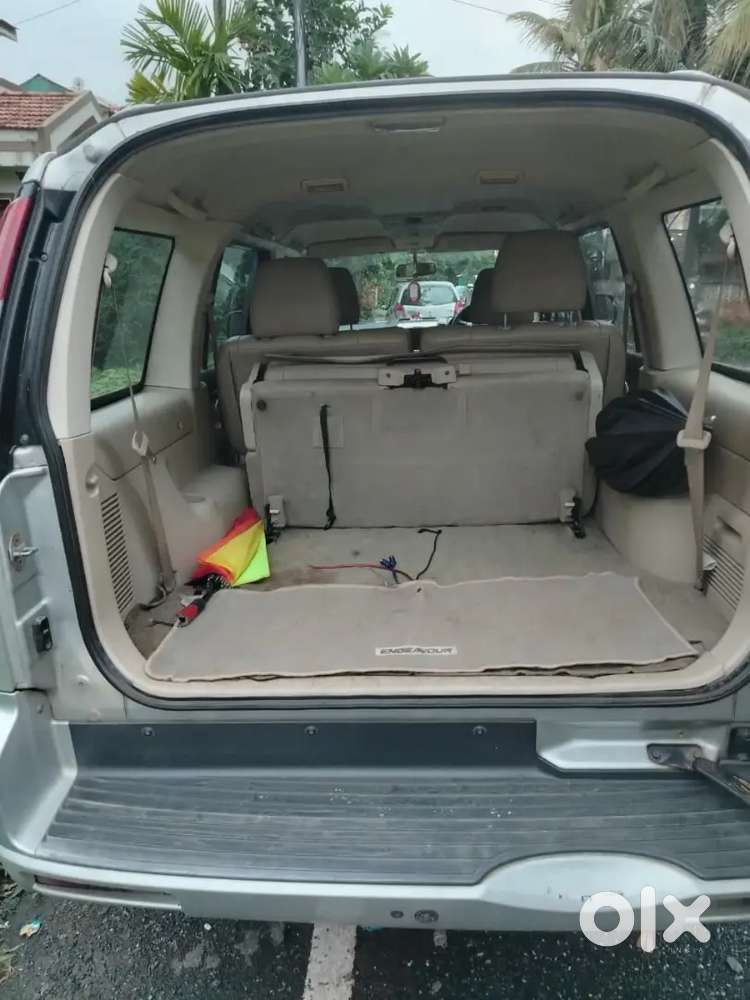 Ford Endeavour 2010 4x4 Year
