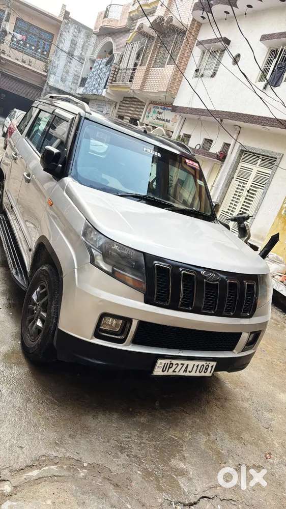 Mahindra Tuv 300 2017