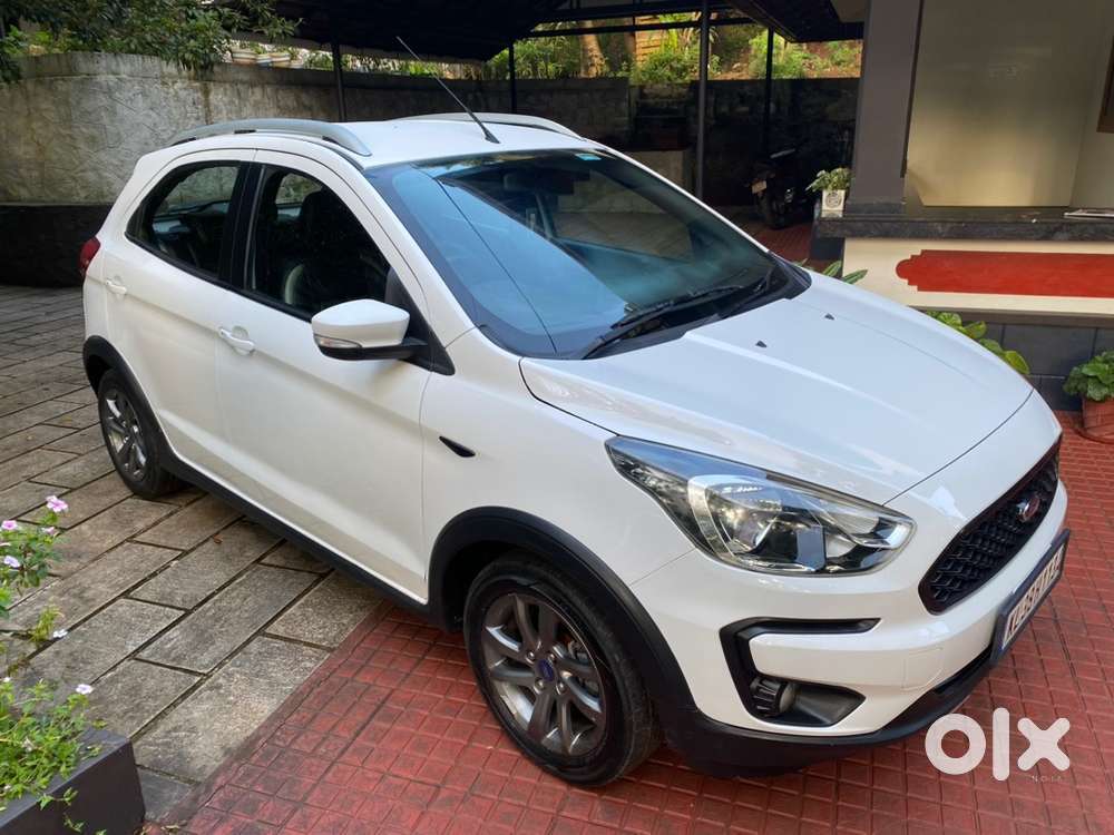 Ford Freestyle Petrol 2019
