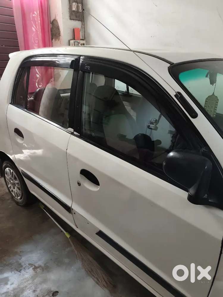 Santro Gls Ek Dm Brya Cl Rahi H Koi Kmi Nhi H