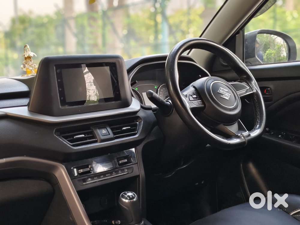 Maruti Suzuki Brezza 1.5 Vxi Smart Hybrid, 2023, Petrol