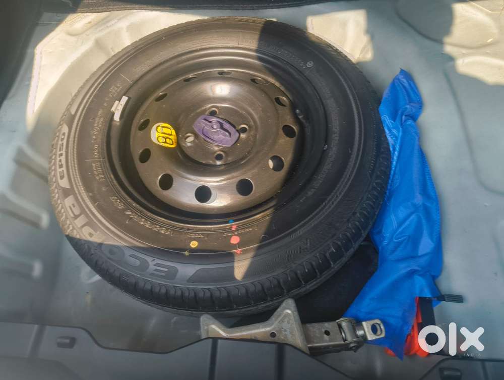 Maruti Suzuki Dzire 1.2 Zxi, 2019, Petrol