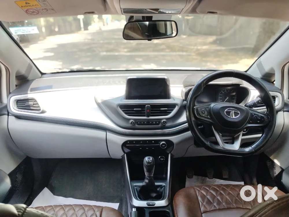 Tata Altroz Xz, 2020, Petrol
