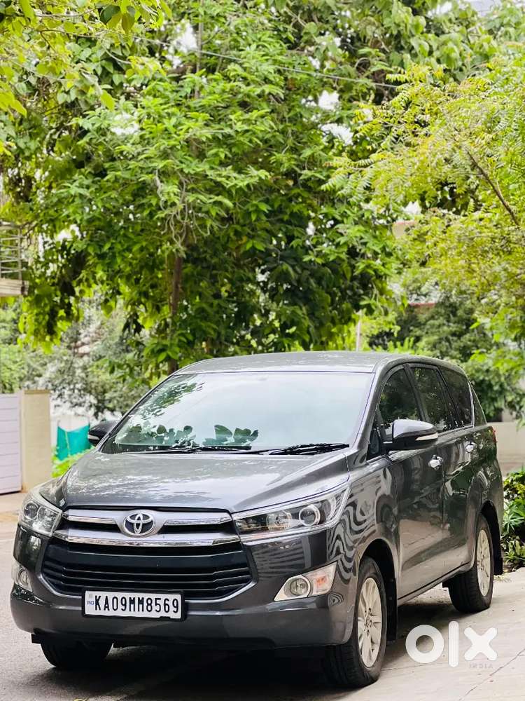 Toyota Innova Crysta 2016