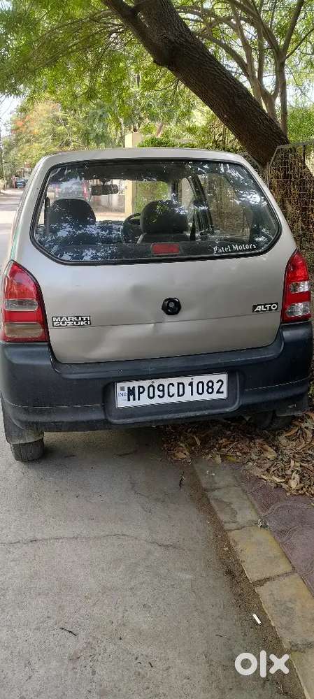 Maruti Alto Pearl Silver Color