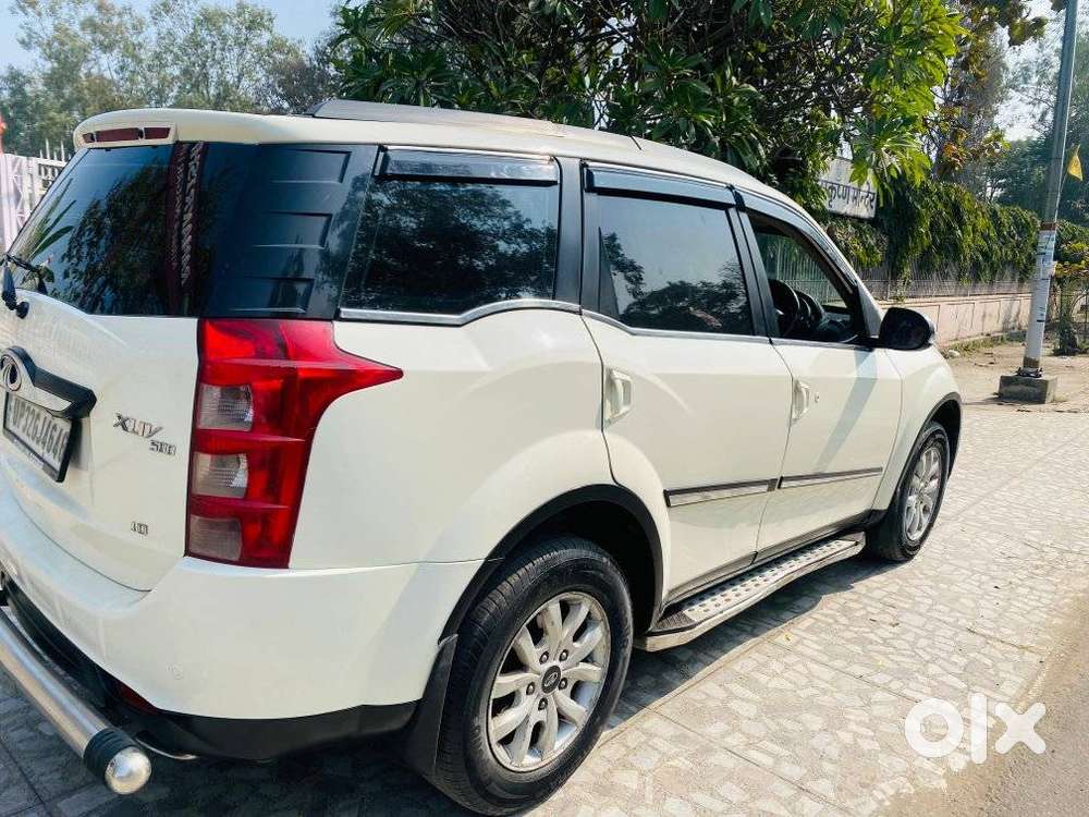 Mahindra Xuv500 At W10 Awd, 2015, Diesel