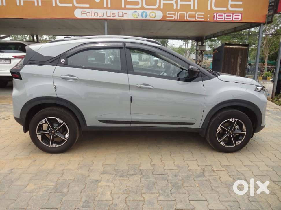 Tata Nexon Creative Plus S 1.2 Revotron Petrol 6 Amt, 2026, Petrol