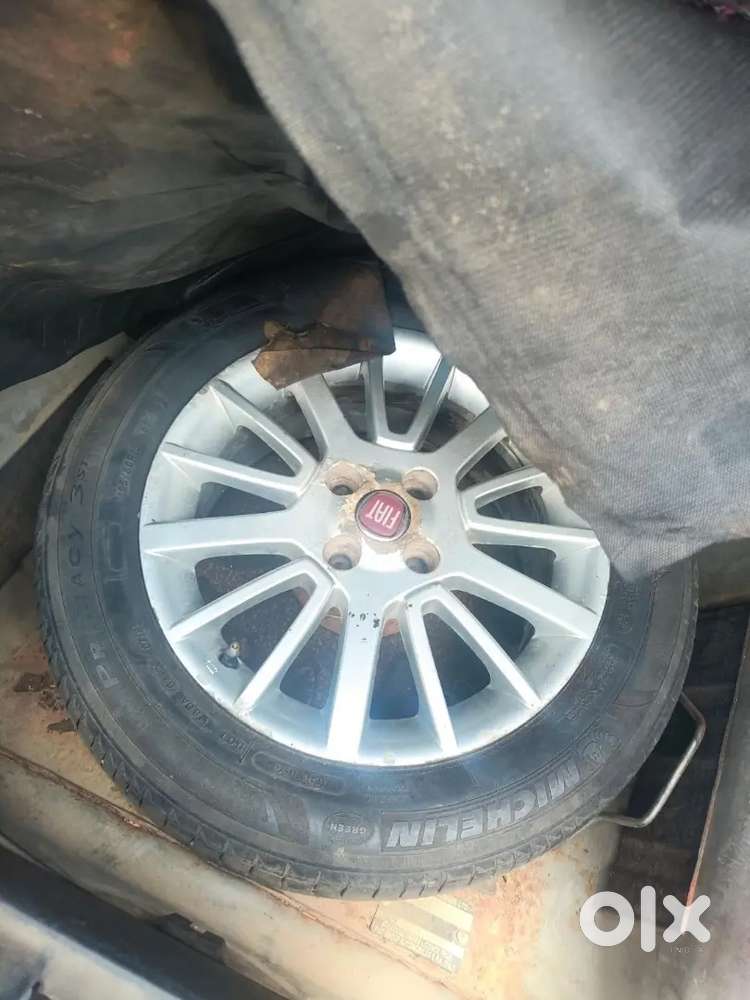 2012 Model, Diesel, Sinagel Owner,