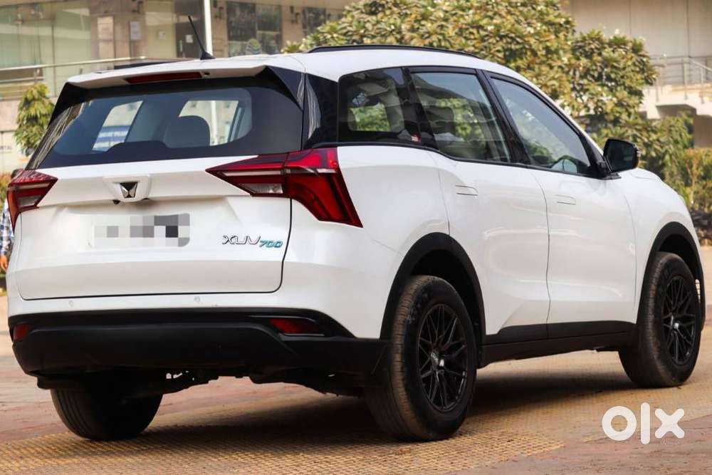 Mahindra Xuv700 Mx Diesel Mt 5 Str (e), 2022, Diesel