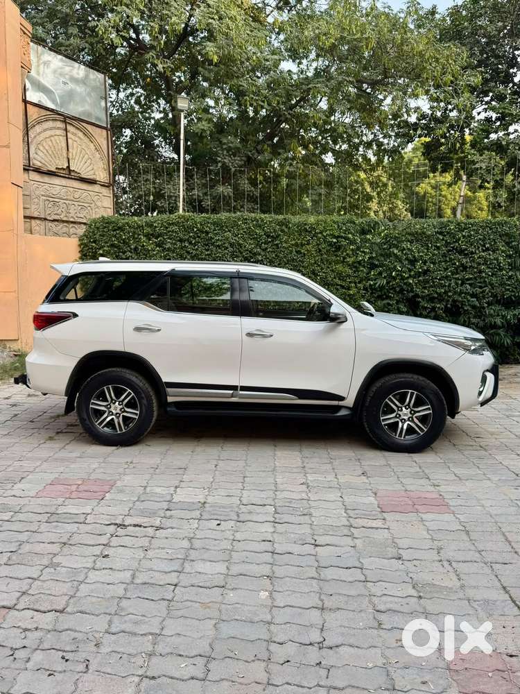 Toyota Fortuner 4x2 At, 2018, Diesel