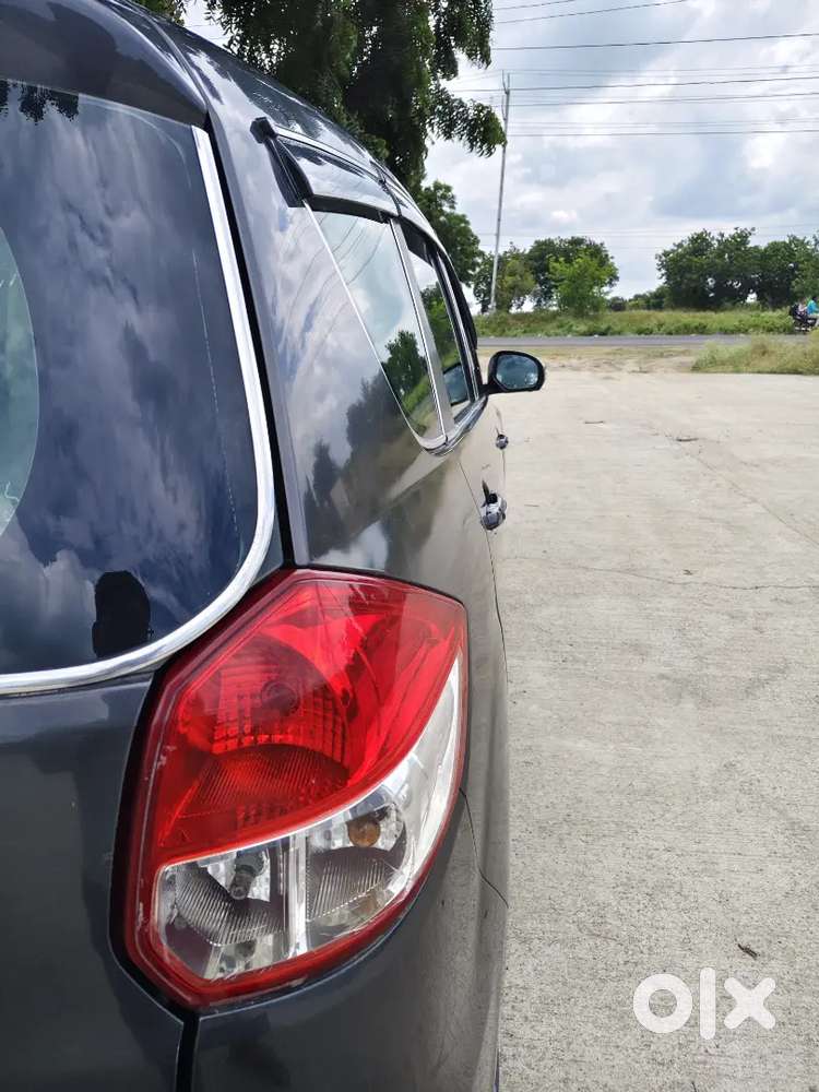 Maruti Suzuki Ertiga Vxi 2014