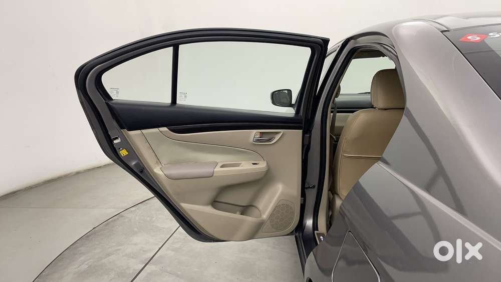 Maruti Suzuki Ciaz 2014-2017 At Zxi, 2016, Petrol