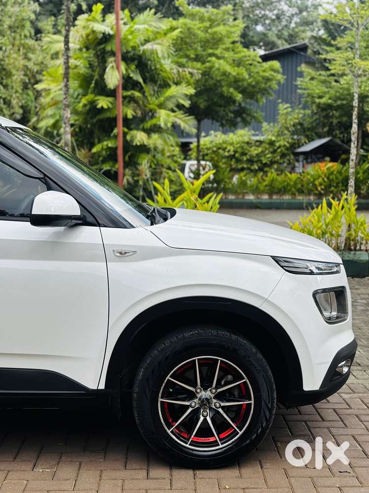 Hyundai Venue S 1.2 Petrol, 2020, Petrol