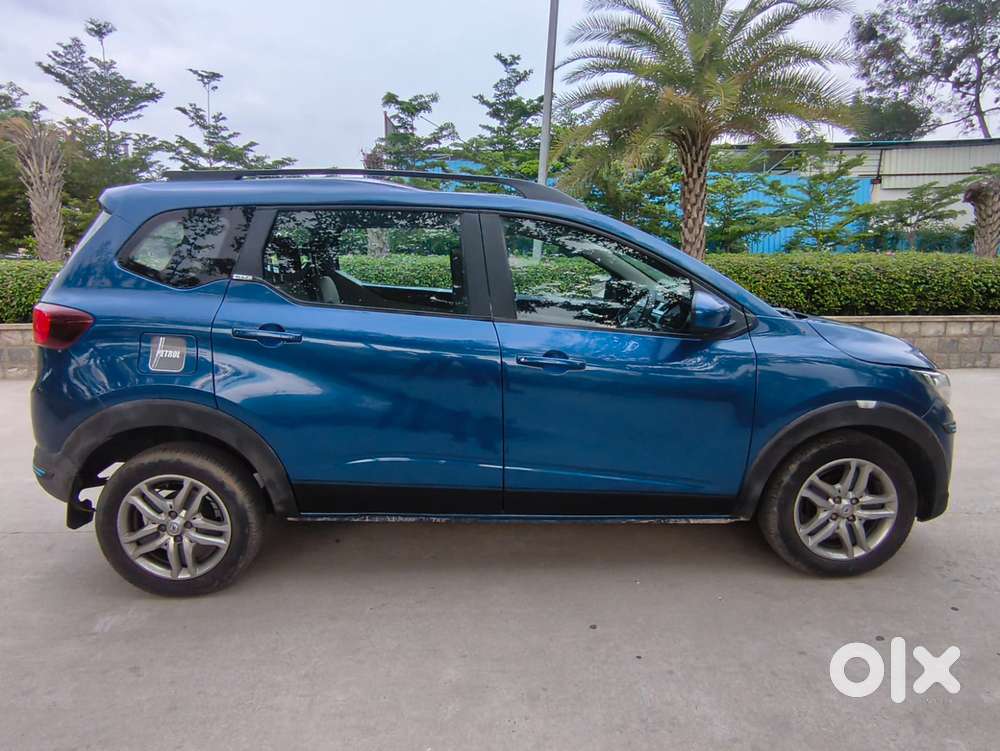 Renault Triber Rxz, 2020, Petrol