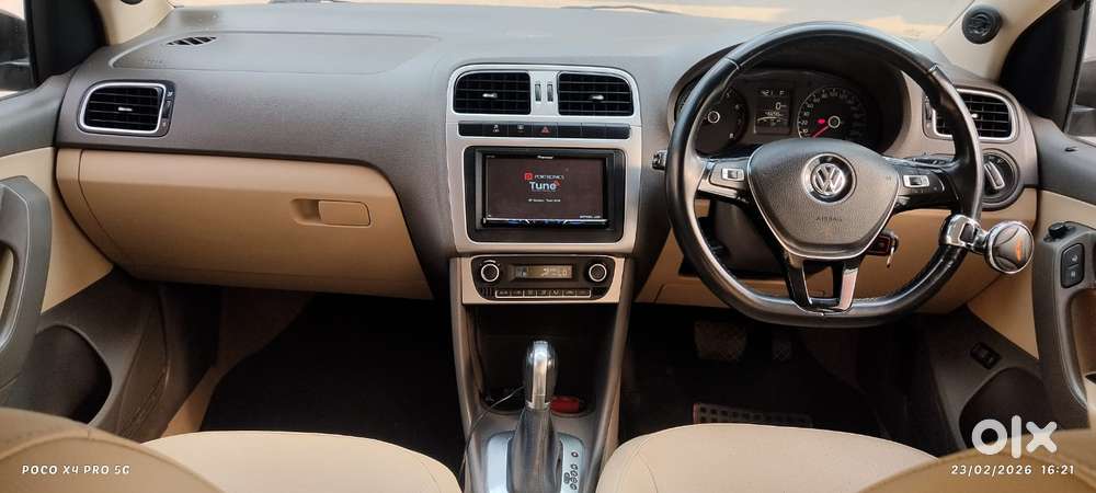 Volkswagen Vento 1.2 Tsi Highline At, 2016, Petrol