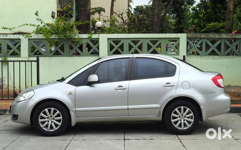 Maruti Suzuki Sx4 Zxi Mt Bsiv, 2010, Petrol