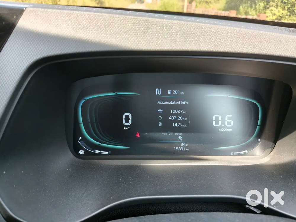 Kia Carens Diesel Manual 1.5 Luxury 2023