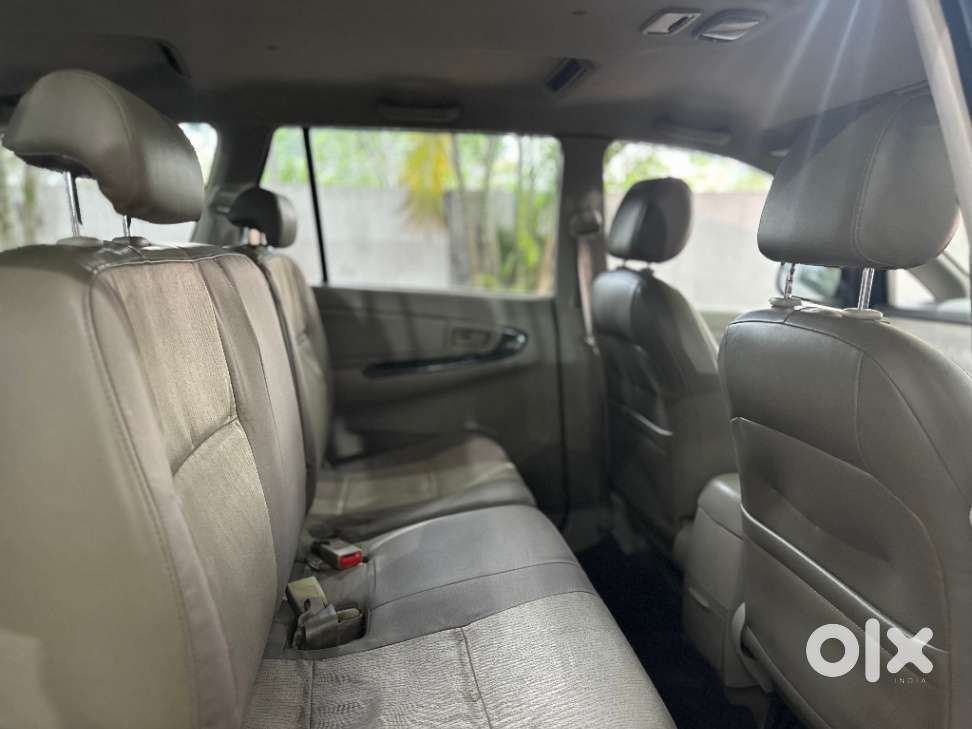 Toyota Innova 2.5 Gx (diesel) 8 Seater, 2013, Diesel