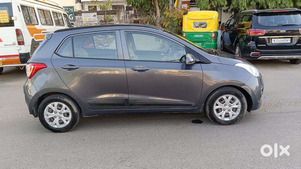 Hyundai Grand I10 Sportz1.2 Crdi, 2016, Petrol