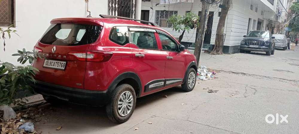 Renault Triber 1.0 Rxe, 2020, Petrol