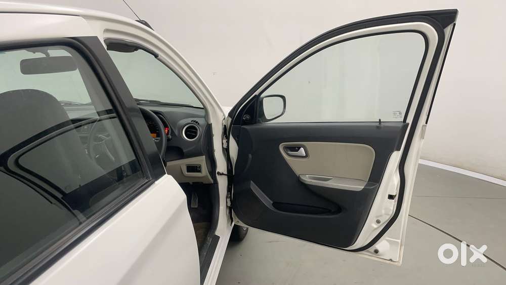 Maruti Suzuki Alto K10 1.0 Vxi Amt, 2015, Petrol