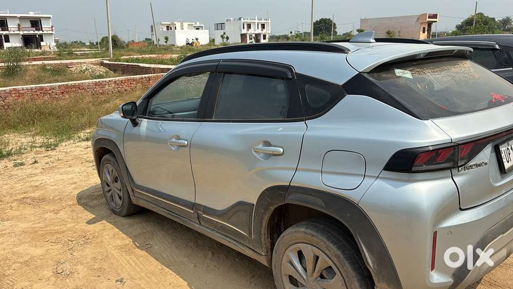 Maruti Suzuki Fronx 2024 Hybrid