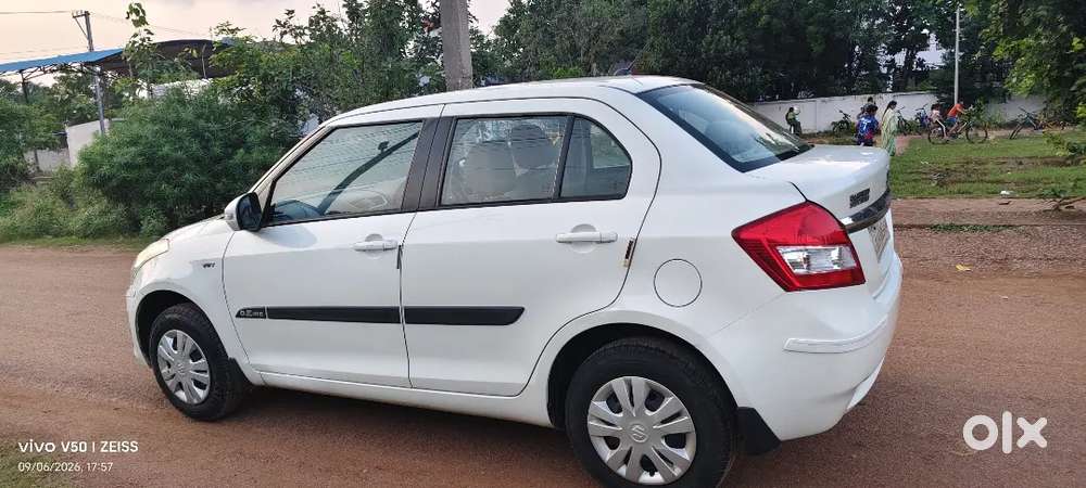 Maruti Suzuki Dzire 2013 Petrol