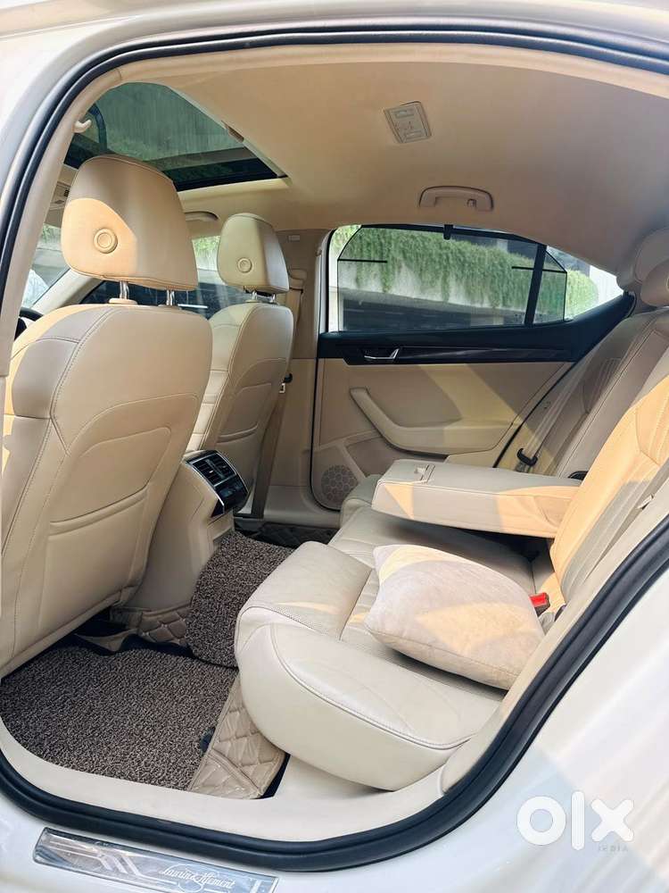 Skoda Superb Laurin And Klement 1.8, 2019, Petrol