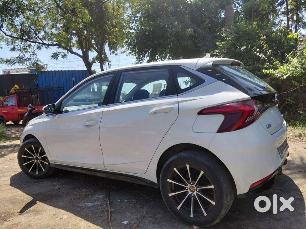 Hyundai I20 Sportz 1.2 Ivt Dual Tone, 2021, Petrol