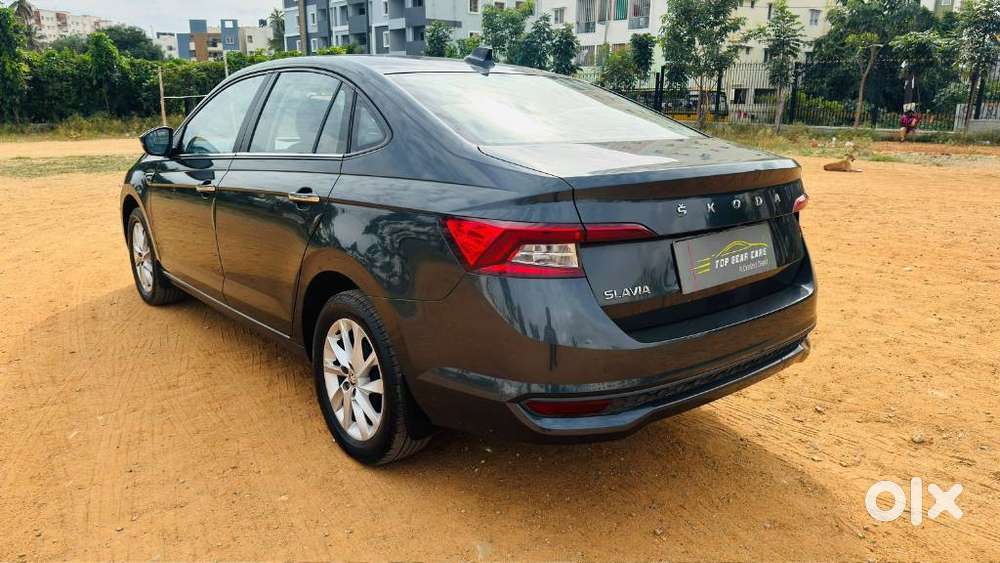 Skoda Slavia 1.0 Ambition Tsi, 2022, Petrol