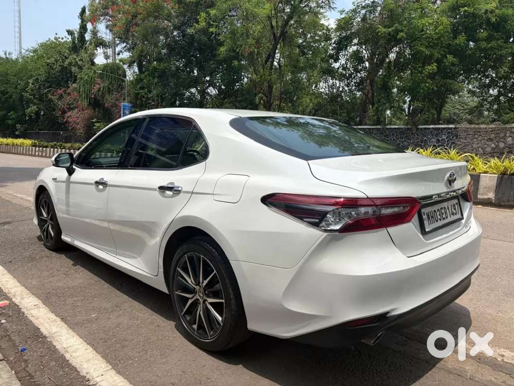 Toyota Camry Hybrid, 2022, Petrol